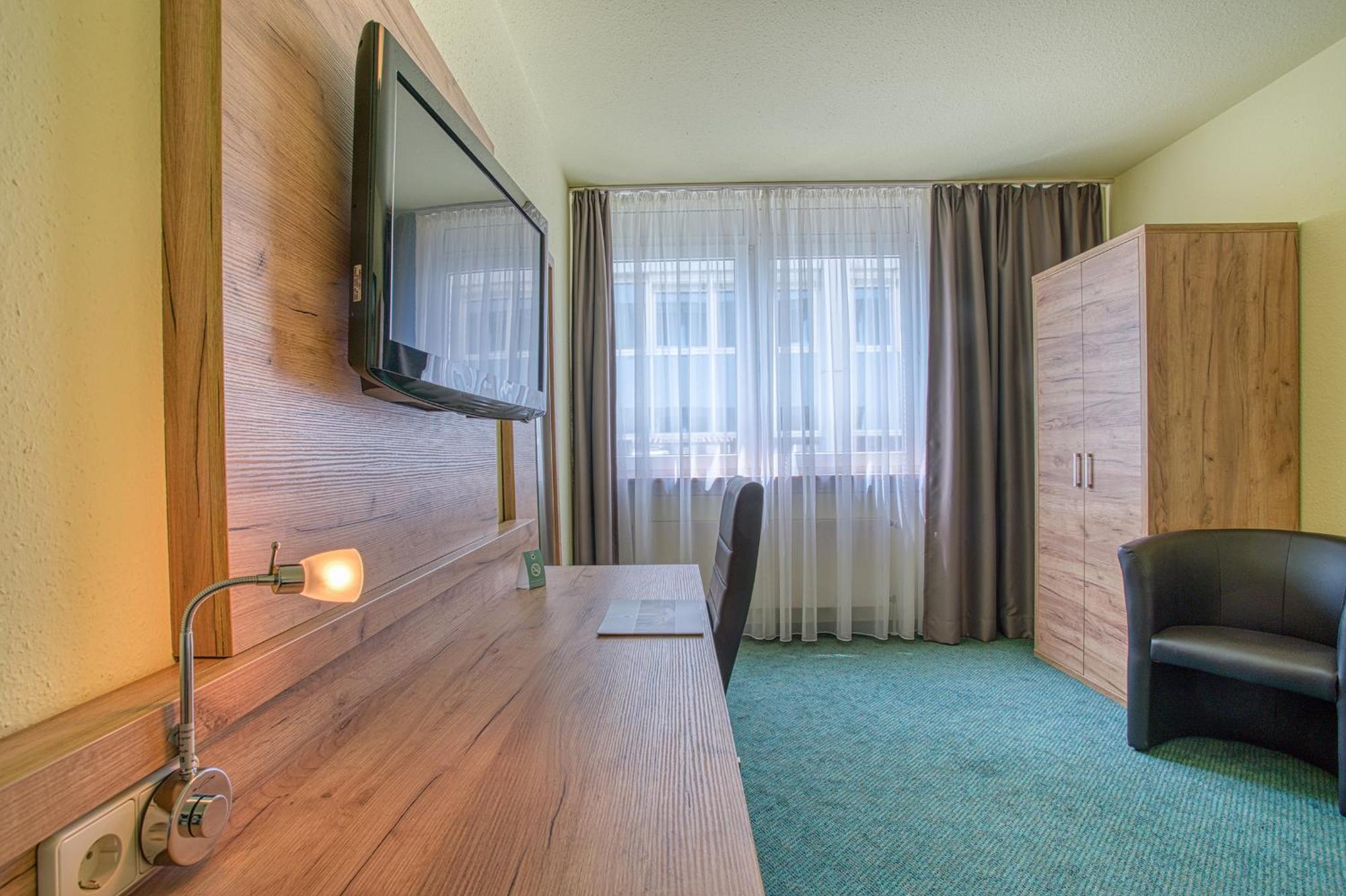 Centro Hotel Boeblingen, Trademark Collection By Wyndham Bagian luar foto