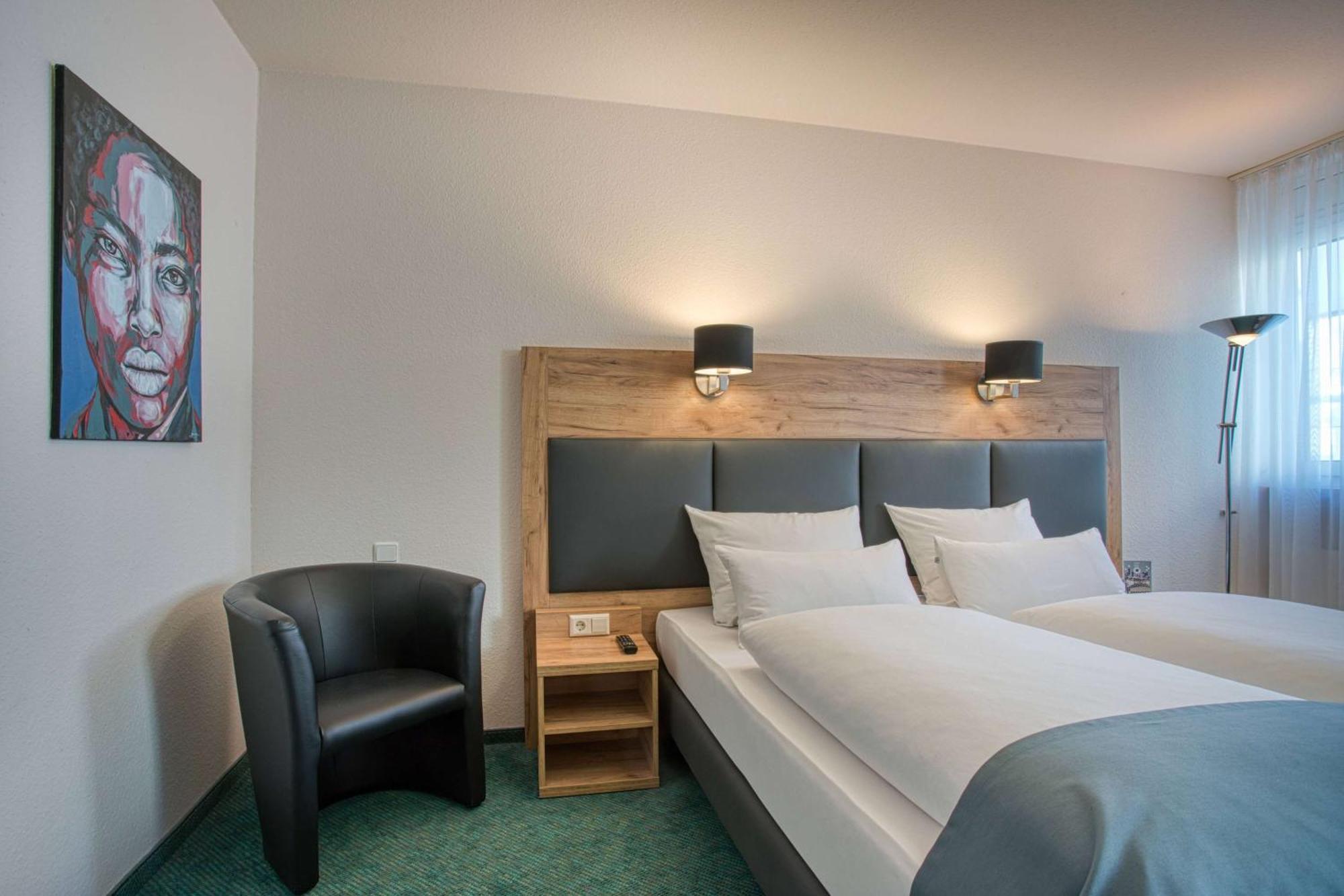 Centro Hotel Boeblingen, Trademark Collection By Wyndham Bagian luar foto