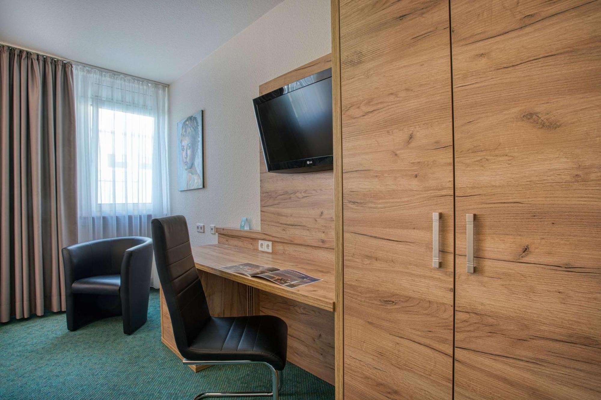 Centro Hotel Boeblingen, Trademark Collection By Wyndham Bagian luar foto