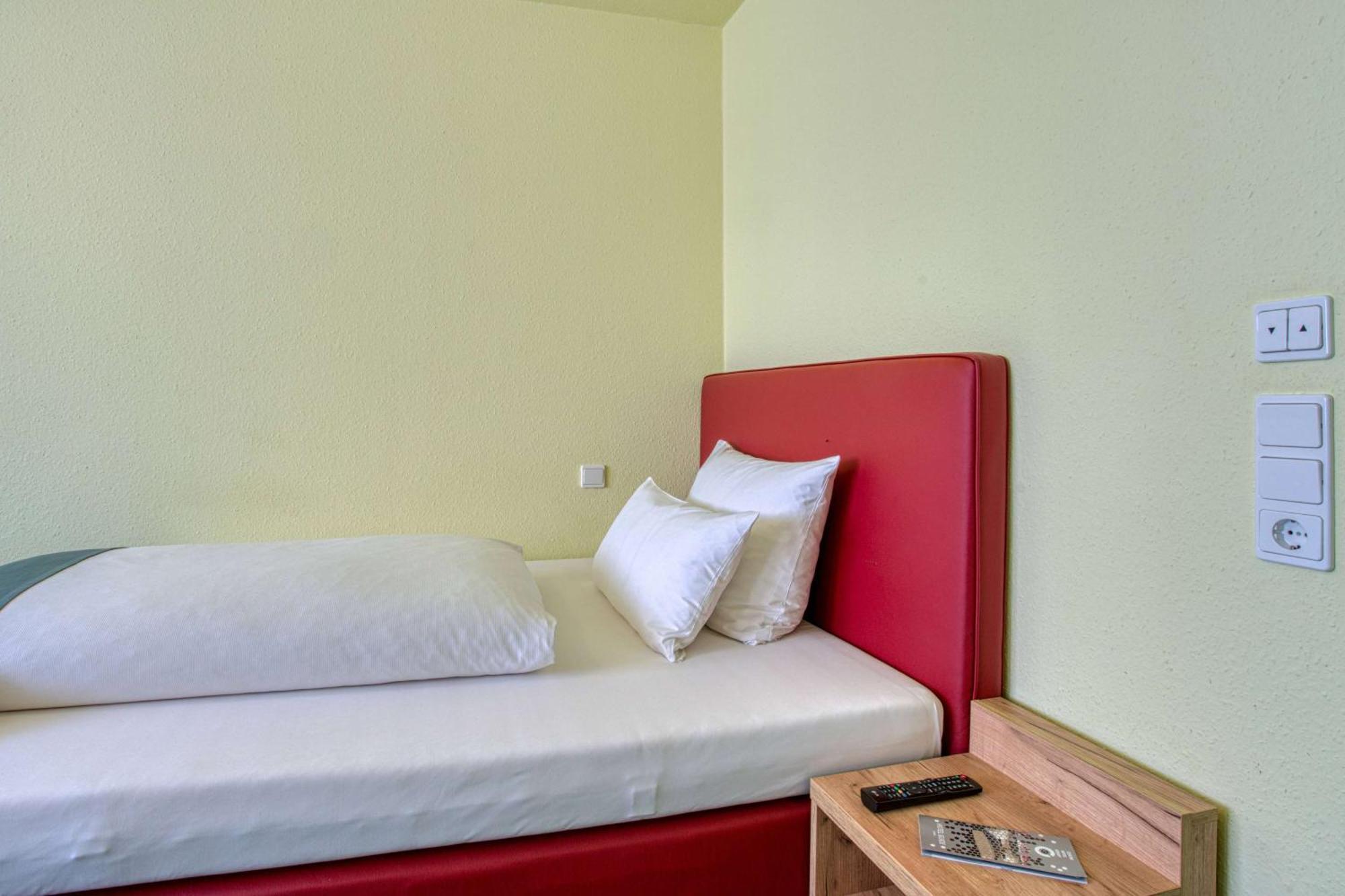 Centro Hotel Boeblingen, Trademark Collection By Wyndham Bagian luar foto