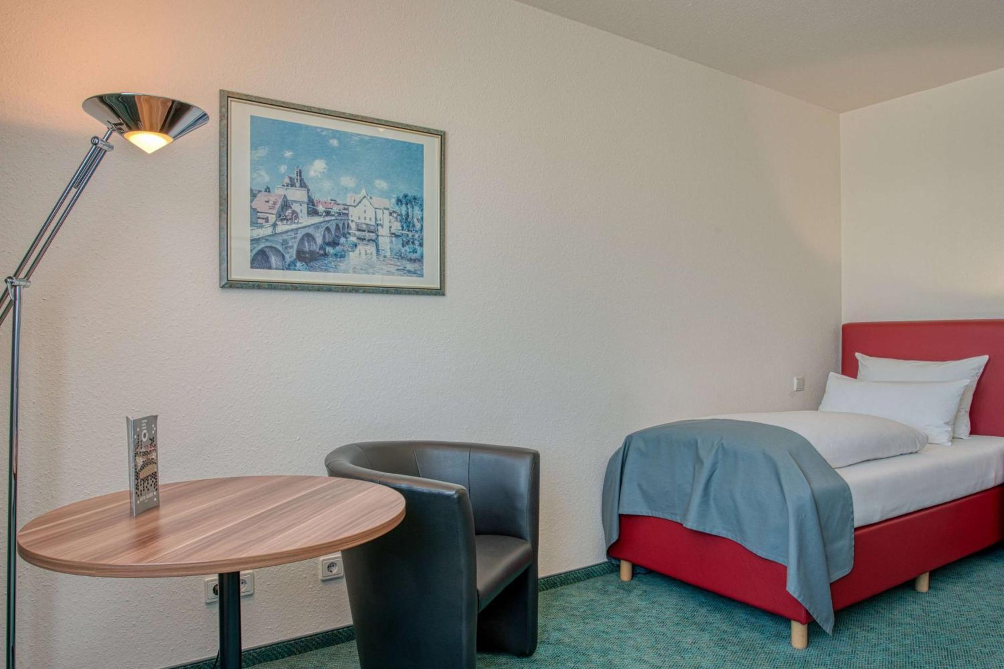 Centro Hotel Boeblingen, Trademark Collection By Wyndham Bagian luar foto