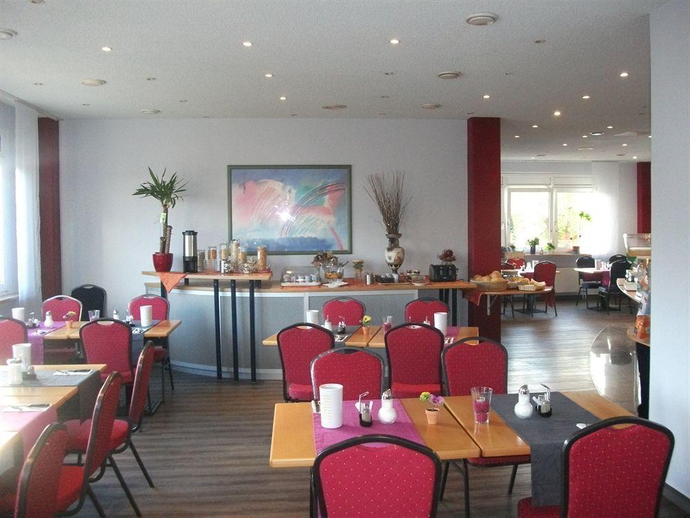 Centro Hotel Boeblingen, Trademark Collection By Wyndham Bagian luar foto