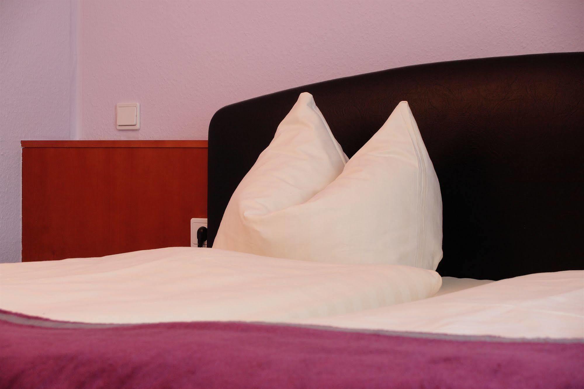 Centro Hotel Boeblingen, Trademark Collection By Wyndham Bagian luar foto